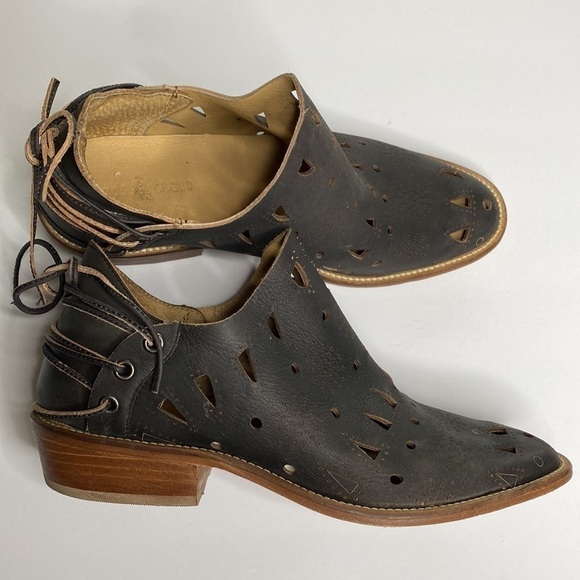 Musse & Cloud leather ankle booties women’s 10 ten embossed brown EUC - Picture 1 of 7